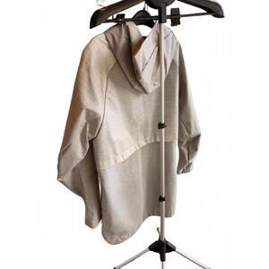 Jordan Lightweight Hooded Jacket Size L